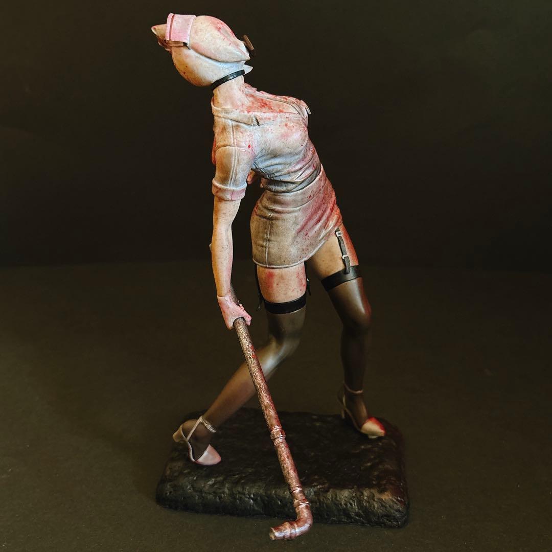 q*様 SILENT HILL レッドピラミッドシング バブルヘッドナース リペ