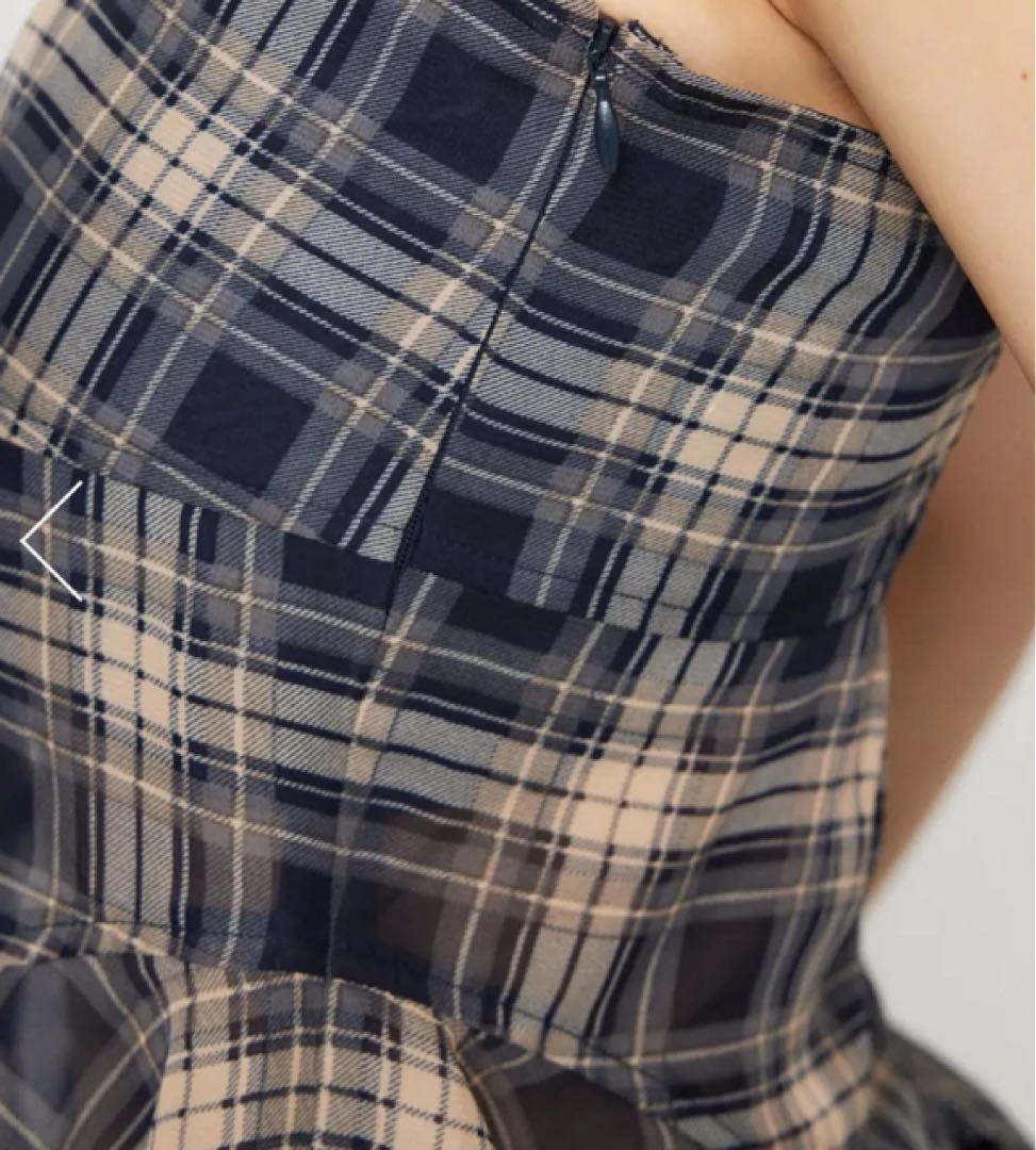 LAGUA GEM HEM FLARE キャミトップス　NVY