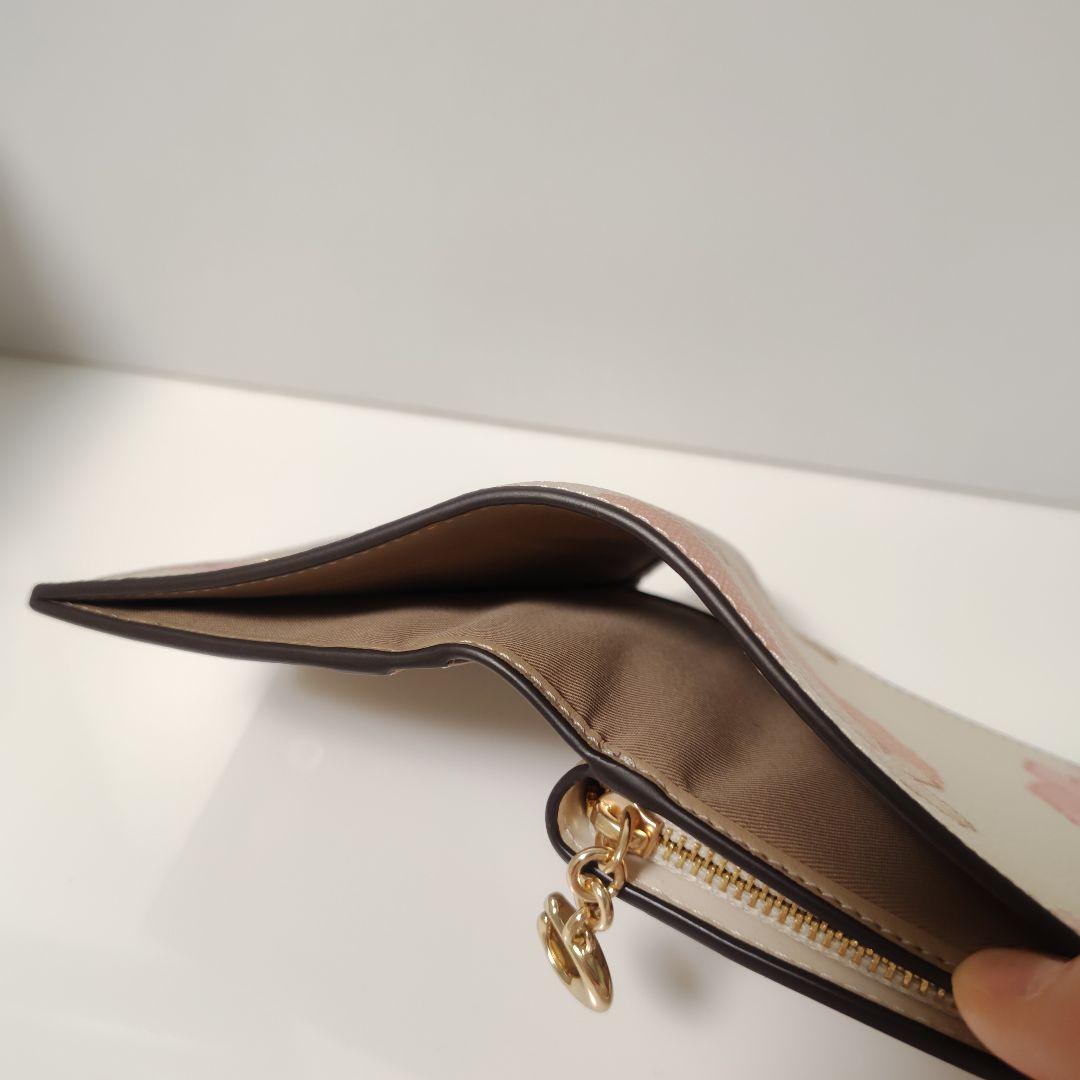 COACH(コーチ)　スナップウォレット・フローラルプリント