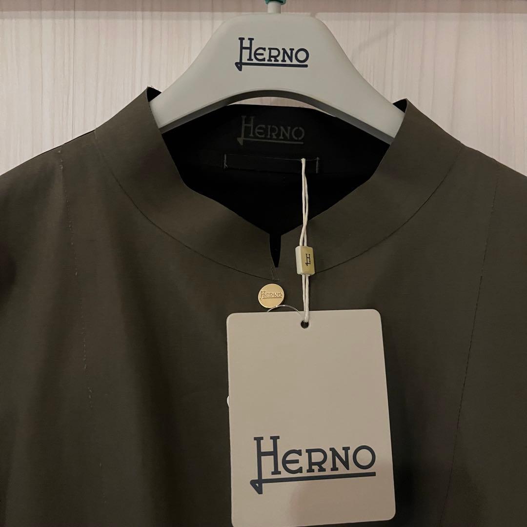 HERNO ヘルノ リバーシブルコート40 カーキ×黒 未使用タグ付