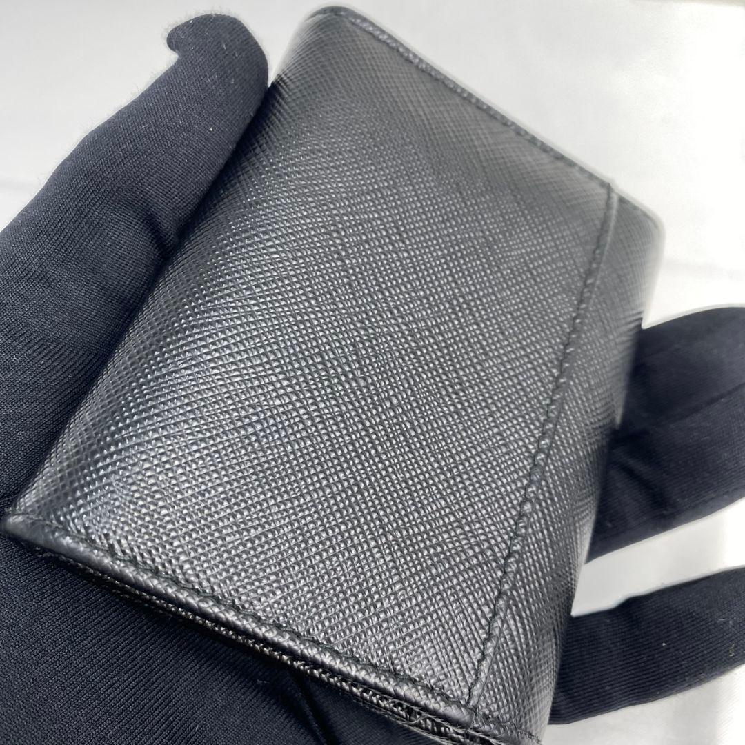 RFID 近年モデル PRADA　サフィアーノレザー 三つ折り財布