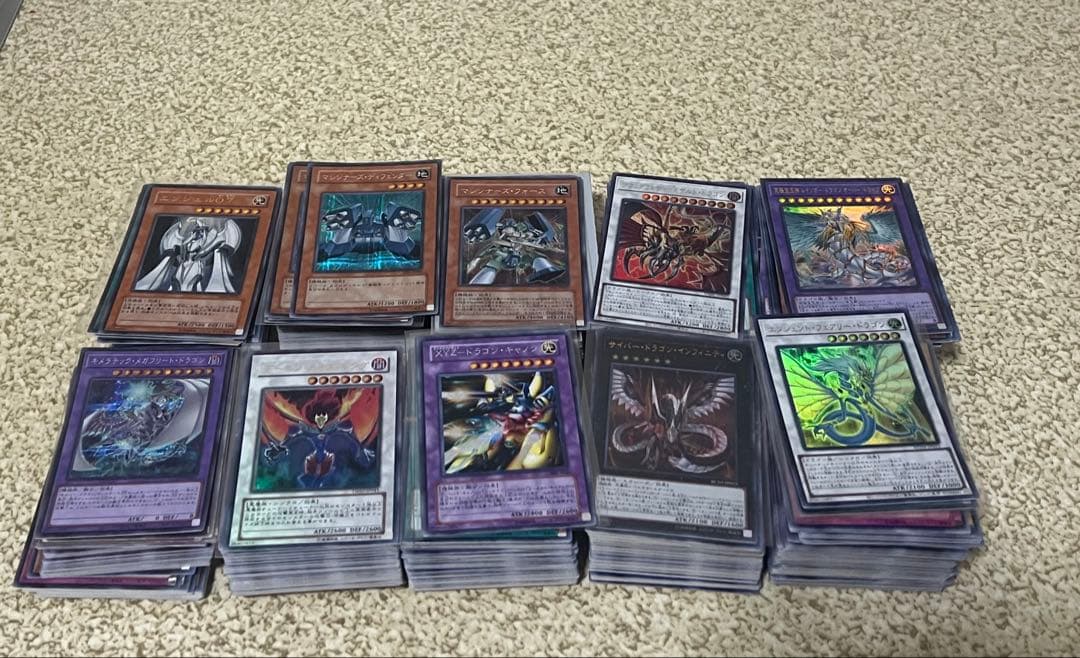遊戯王まとめ売りスーパーレア以上１０００枚以上まとめ売り引退