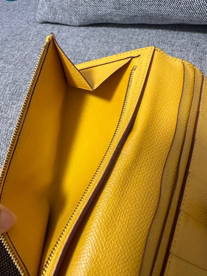 HERMES エルメス　べアン長財布