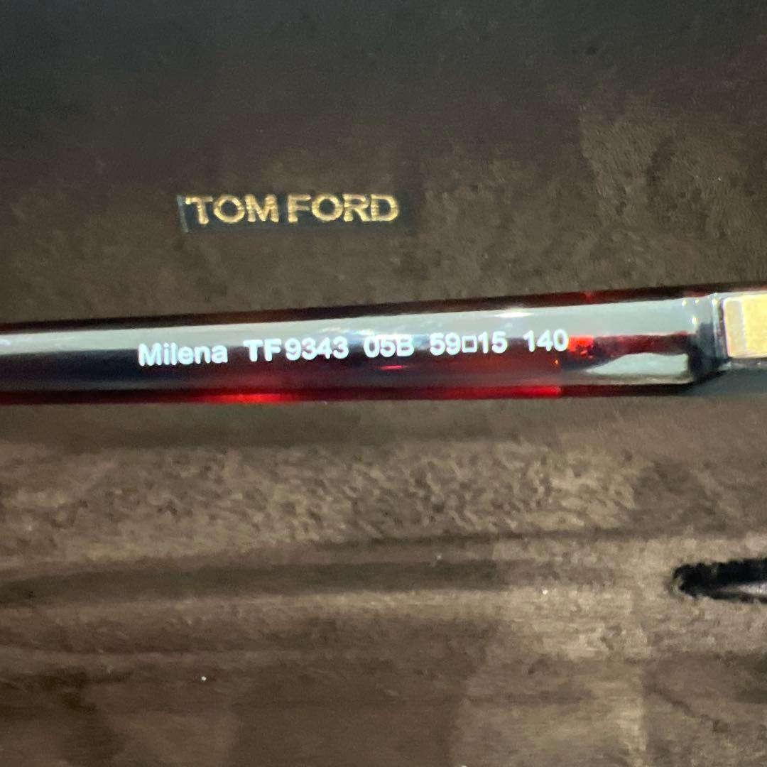 美品 TOM FORD ラウンド型サングラス TF9343