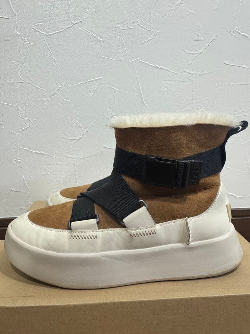 【完売品】UGG 厚底 ボアブーツ24cm 正規品