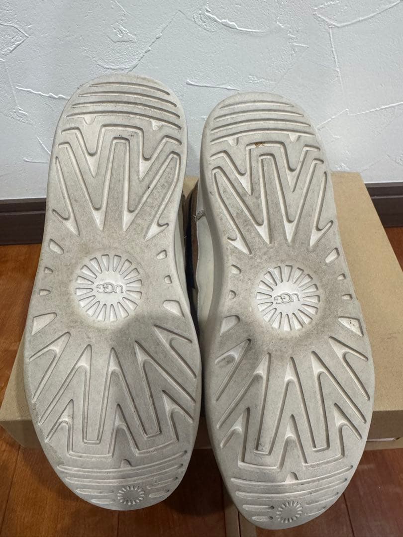 【完売品】UGG 厚底 ボアブーツ24cm 正規品