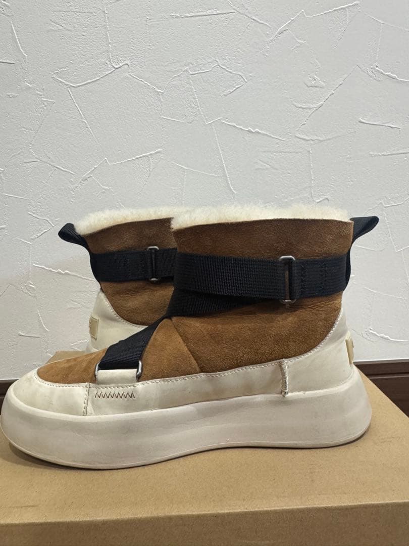 【完売品】UGG 厚底 ボアブーツ24cm 正規品