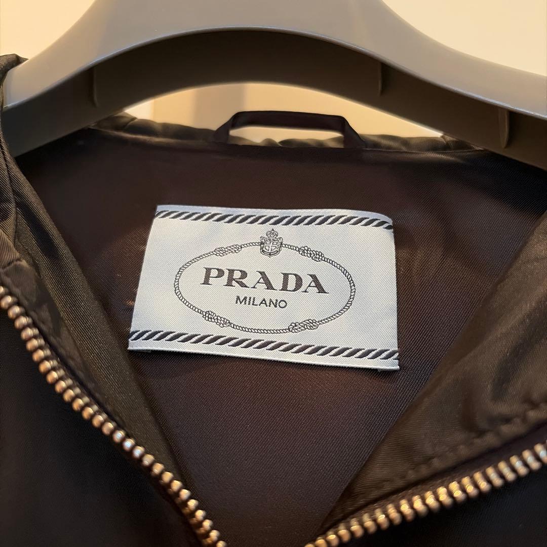 m*i様 PRADA プラダ　レディース　リナイロン　フード