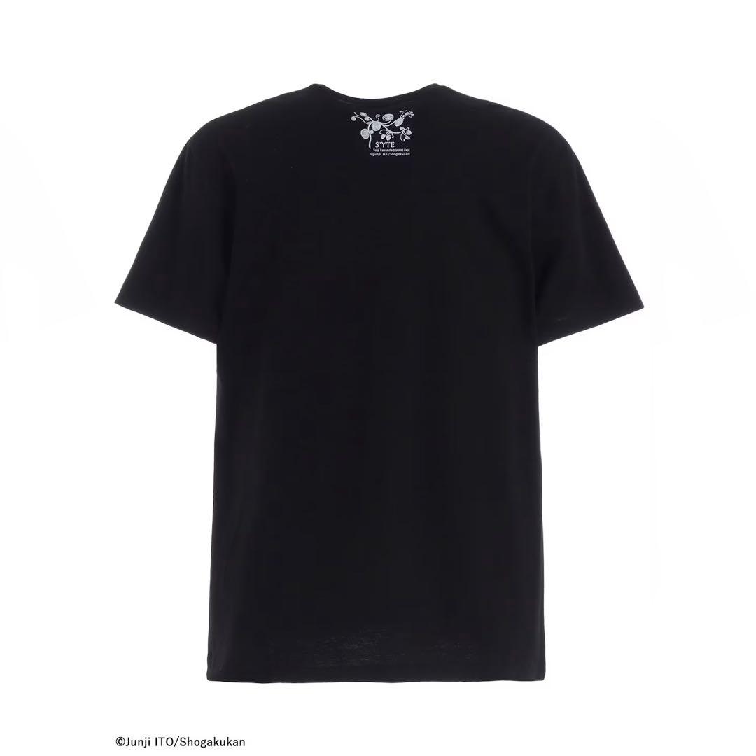 S'YTE×伊藤潤二 25aw 五島桐絵ドレス姿Tシャツ / うずまき