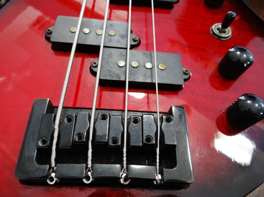 古*市様 B.C.Rich MOCKINGBIRD BASS モッキンバードベー