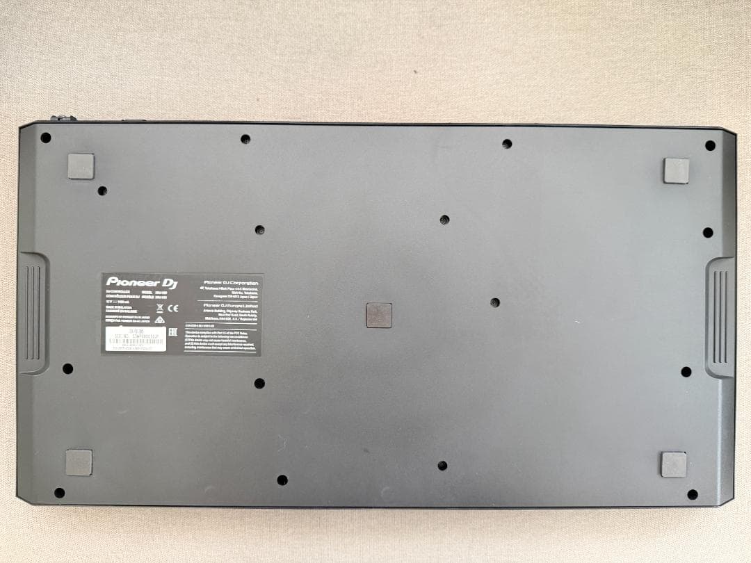 Pioneer DJ DDJ-800 コントローラー