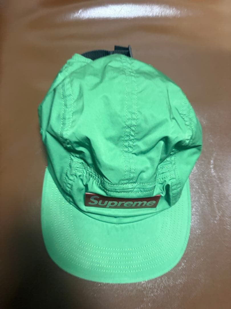 s*7様 Supreme 緑 ナイロンロゴキャップ