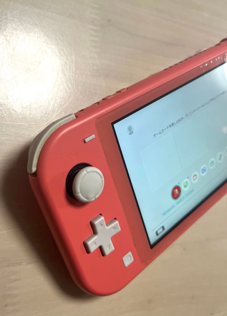Nintendo Switch LITE コーラル