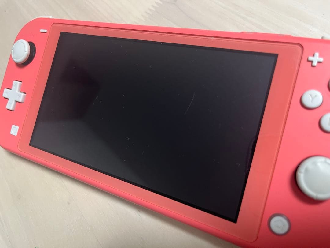 Nintendo Switch LITE コーラル