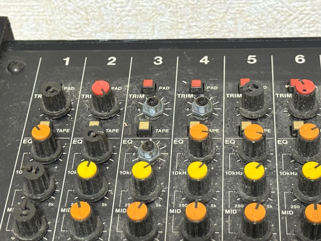 ジャンク品 TASCAM M-216 アナログミキサー 16ch