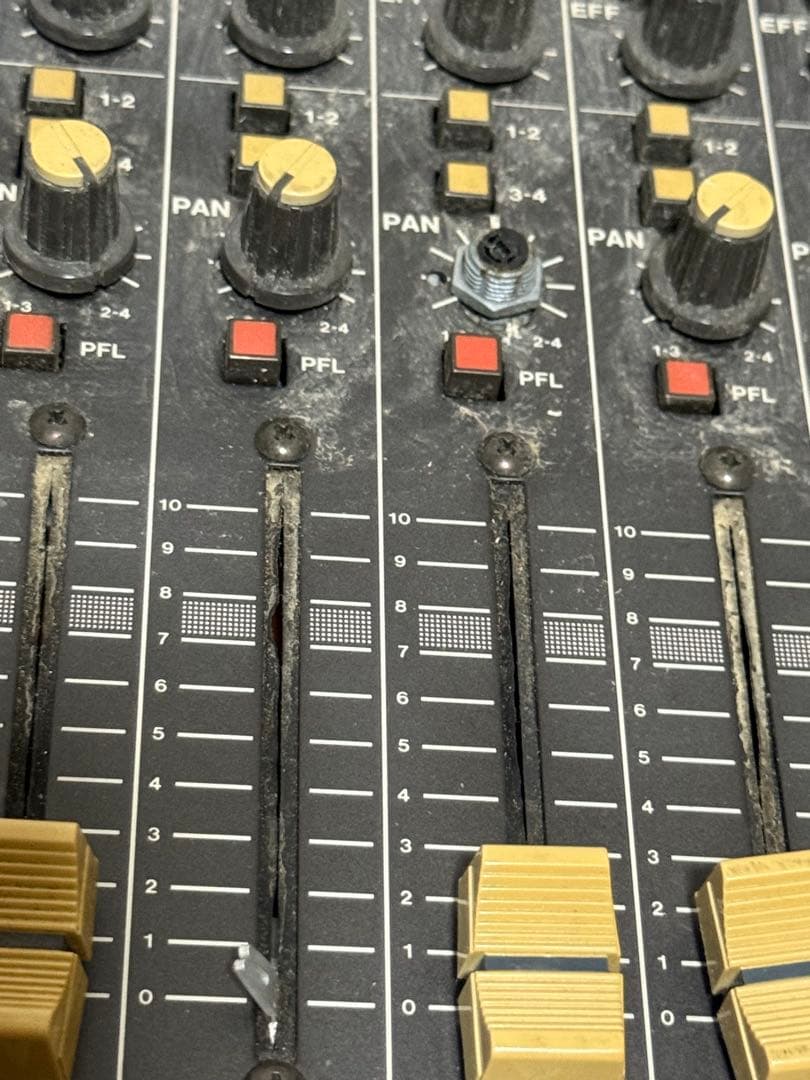 ジャンク品 TASCAM M-216 アナログミキサー 16ch