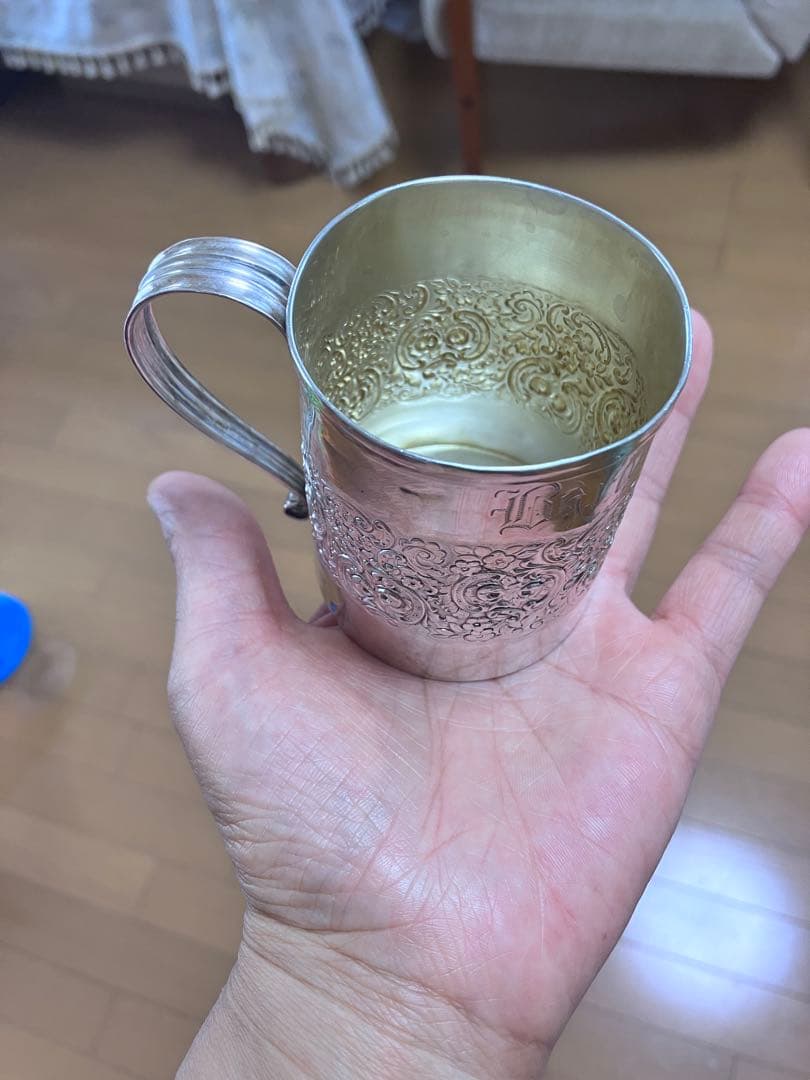 シルバー製カップ