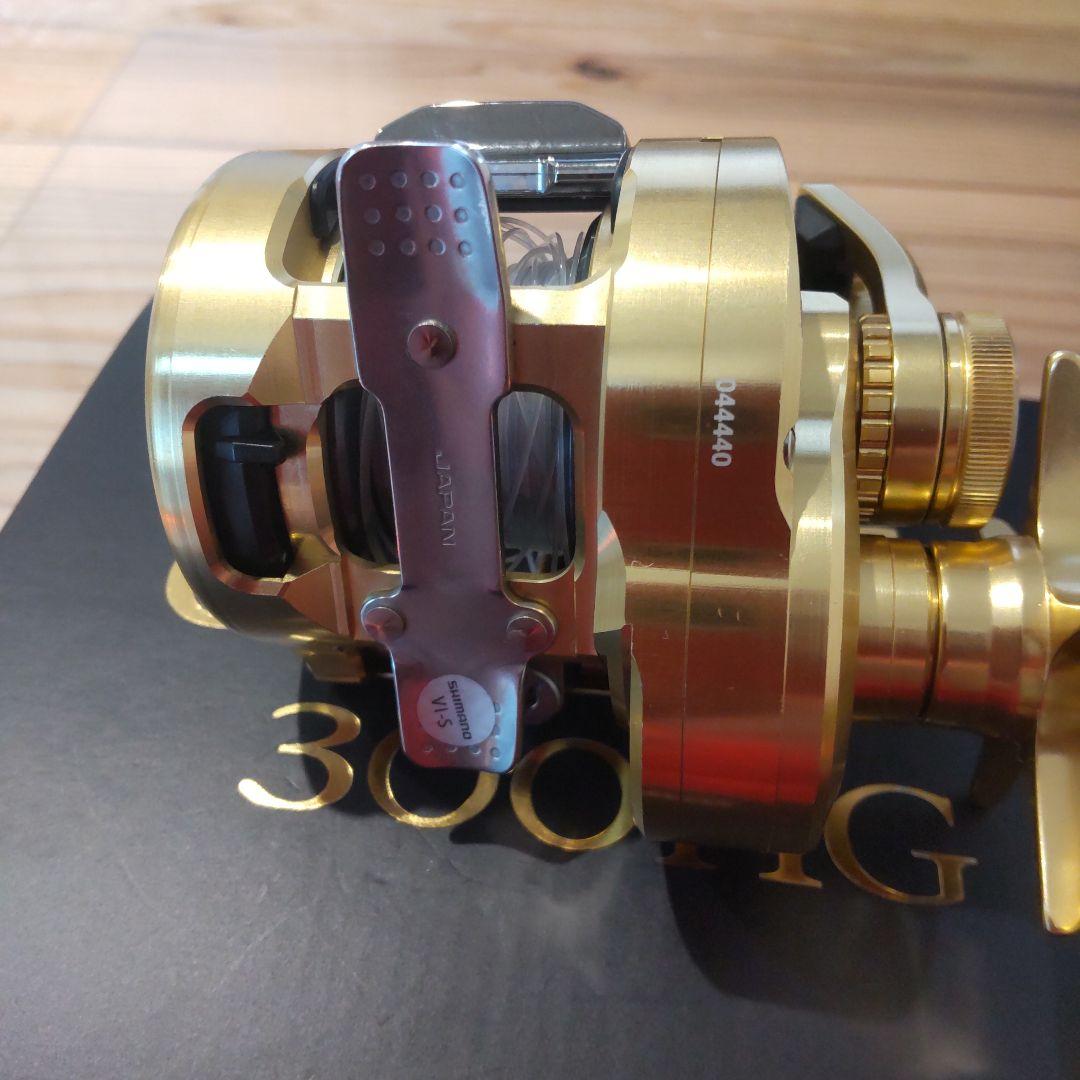 SHIMANO OCEA CONQUEST 300HG ベイトリール