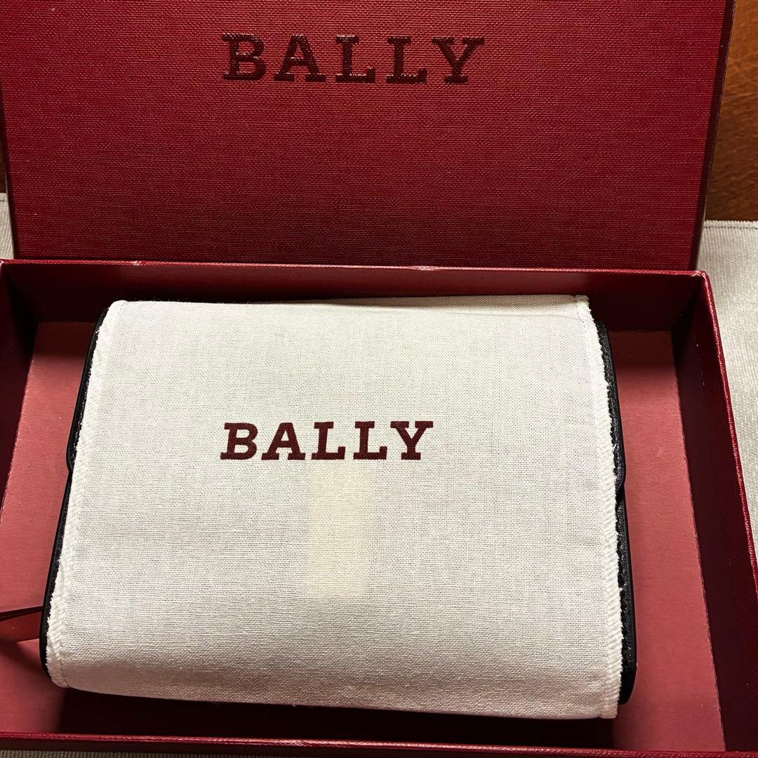 【新品】BALLY バリー EWOODY.O コンパクト財布 付属品箱、保存袋付