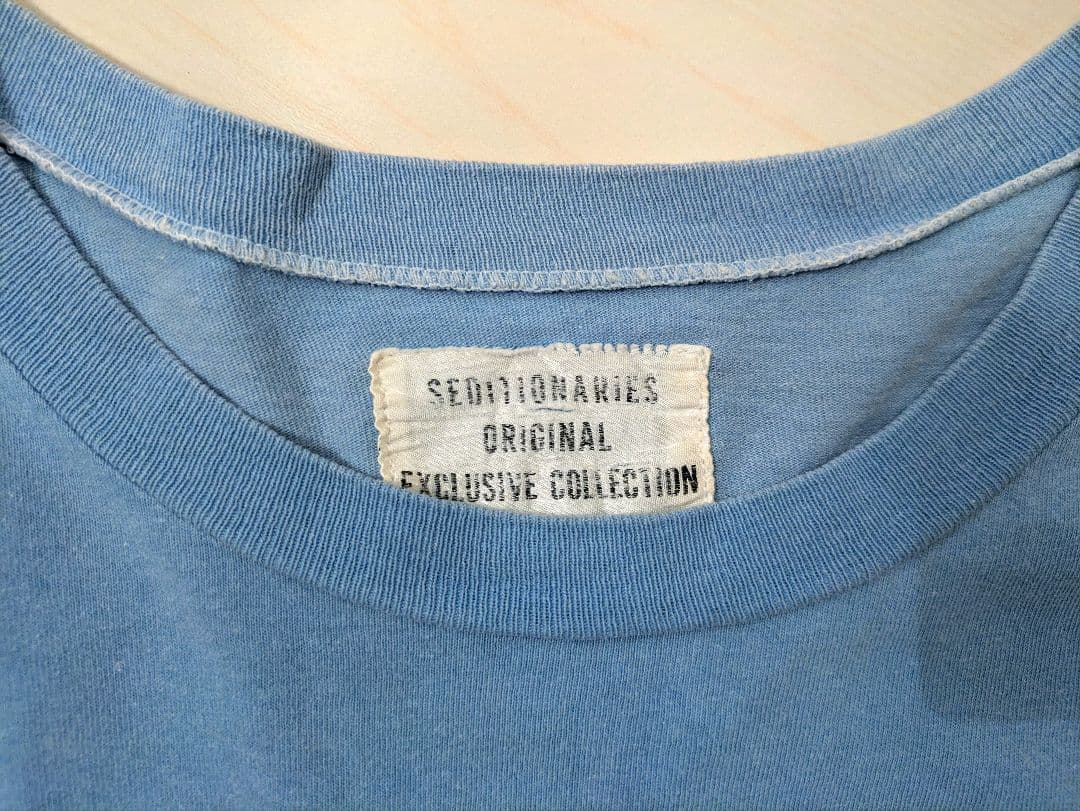90'sセディショナリーズTシャツ \"CASH FROM CHAOS\"