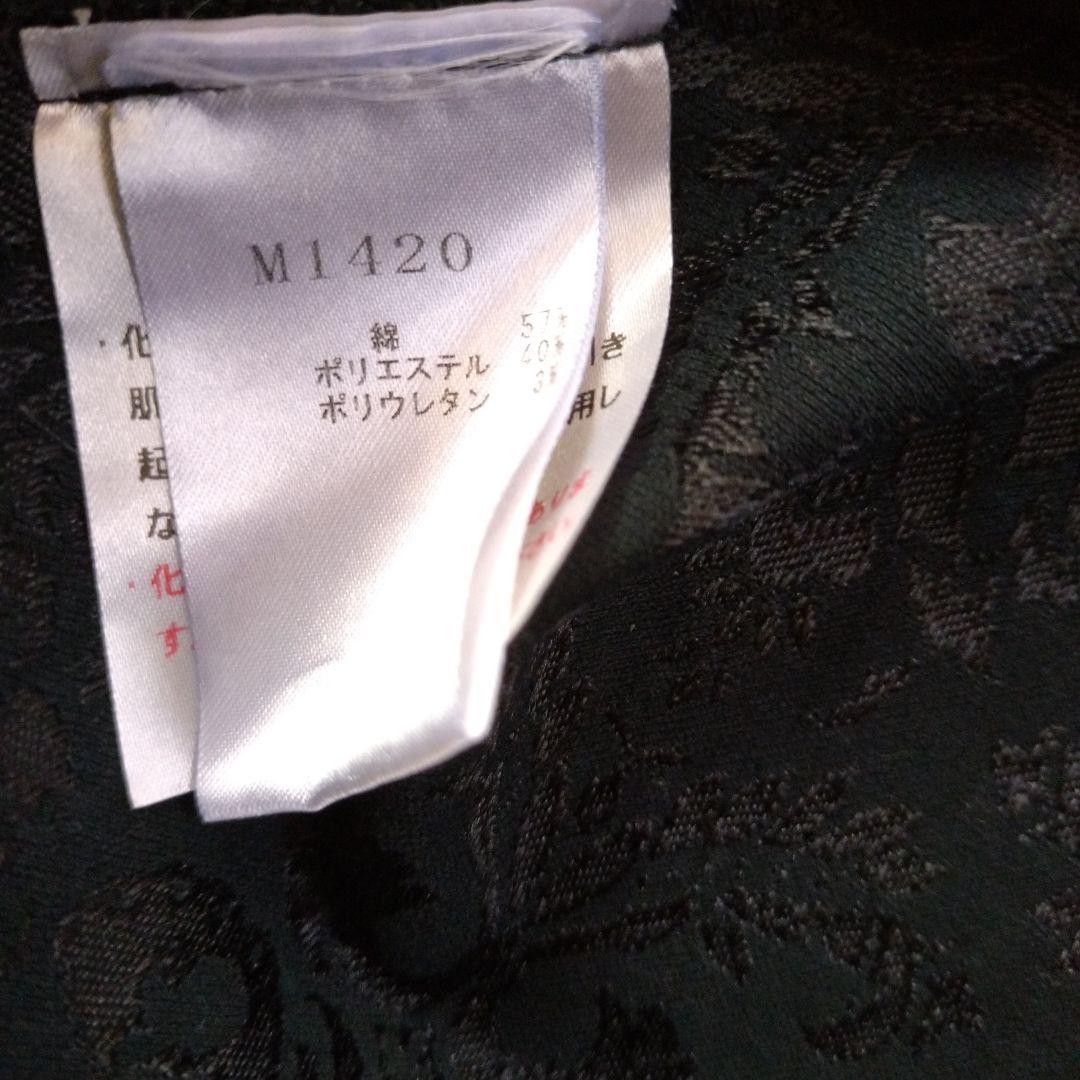 IKUKOの 黒 ダマスク柄 半袖 ワンピース