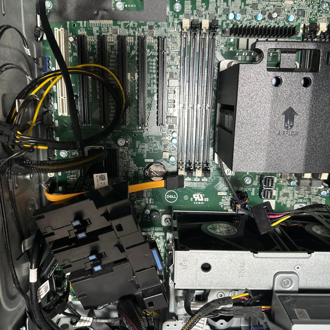 V*m様 DELL Precision 5820 XEON W-2123