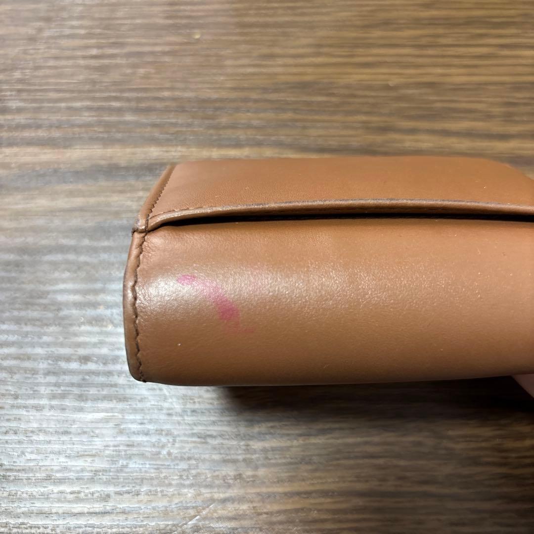 miu miu ブラウンレザー三つ折り財布