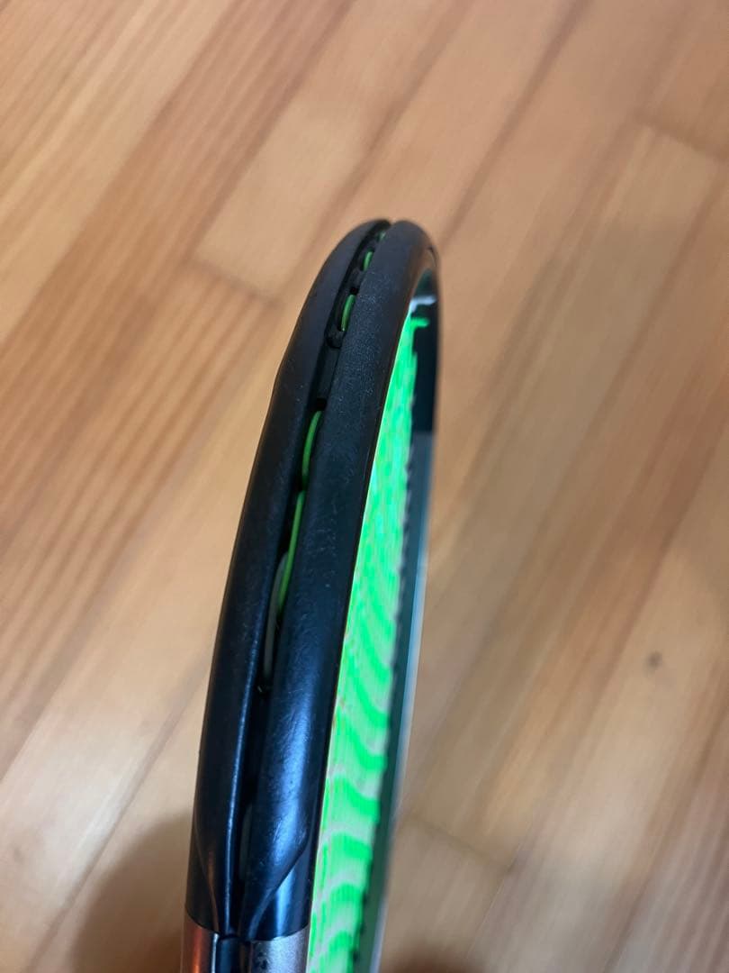 Wilson Blade V8 100 300g G2テニスラケット