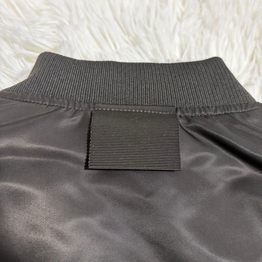 【極美品】UNIQLO +J ハイブリッドダウンオーバーサイズMA-1 Lサイズ