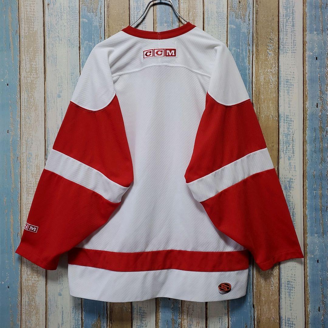 1310☆NHL☆ホッケーゲームシャツ☆レッドウィングス☆チームロゴ刺繍☆M