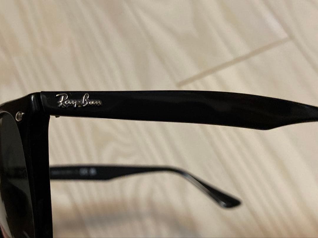 Ray-Ban ORB4258F 国内正規品　ブラックレンズ
