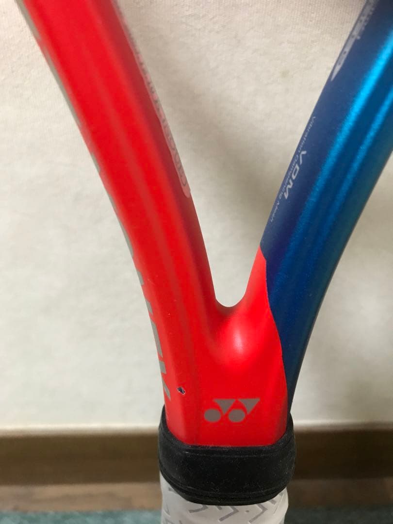 YONEX VCORE 100 2021年モデル テニスラケット
