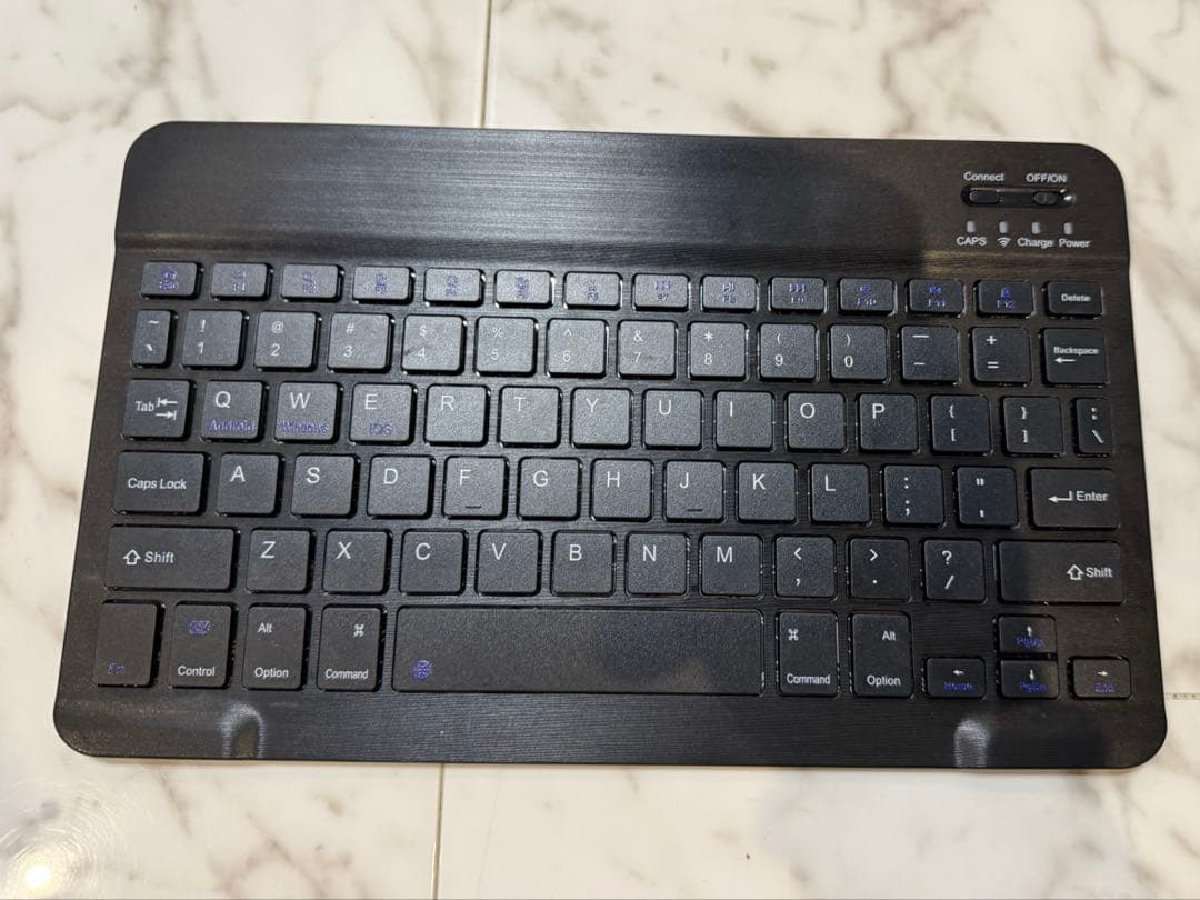 ミニPC Bluetoothキーボード 、マウス ケーブル 4点セット