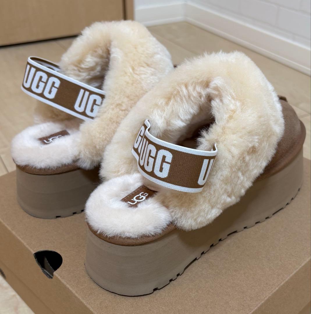 【UGG】FUNKETTE ファンケット　23センチ　ストラップ　厚底