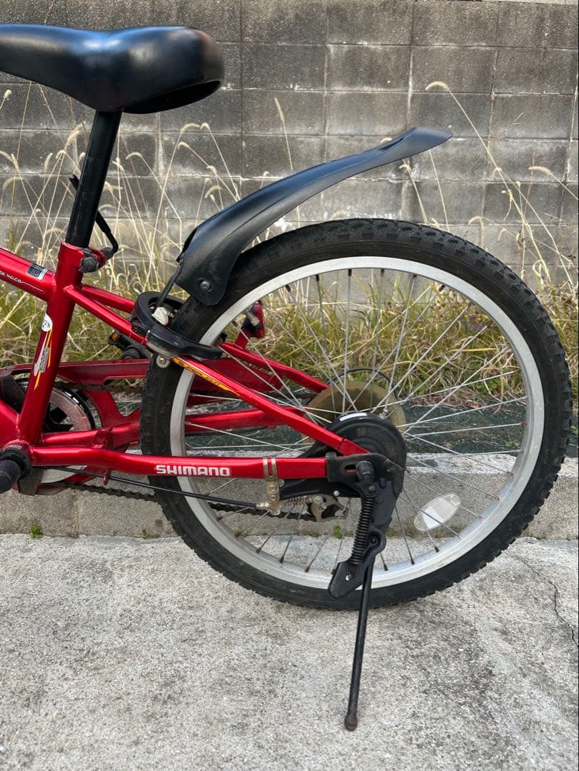 子供用　自転車　マウンテンバイク　赤　22インチ　シマノ製6段変速