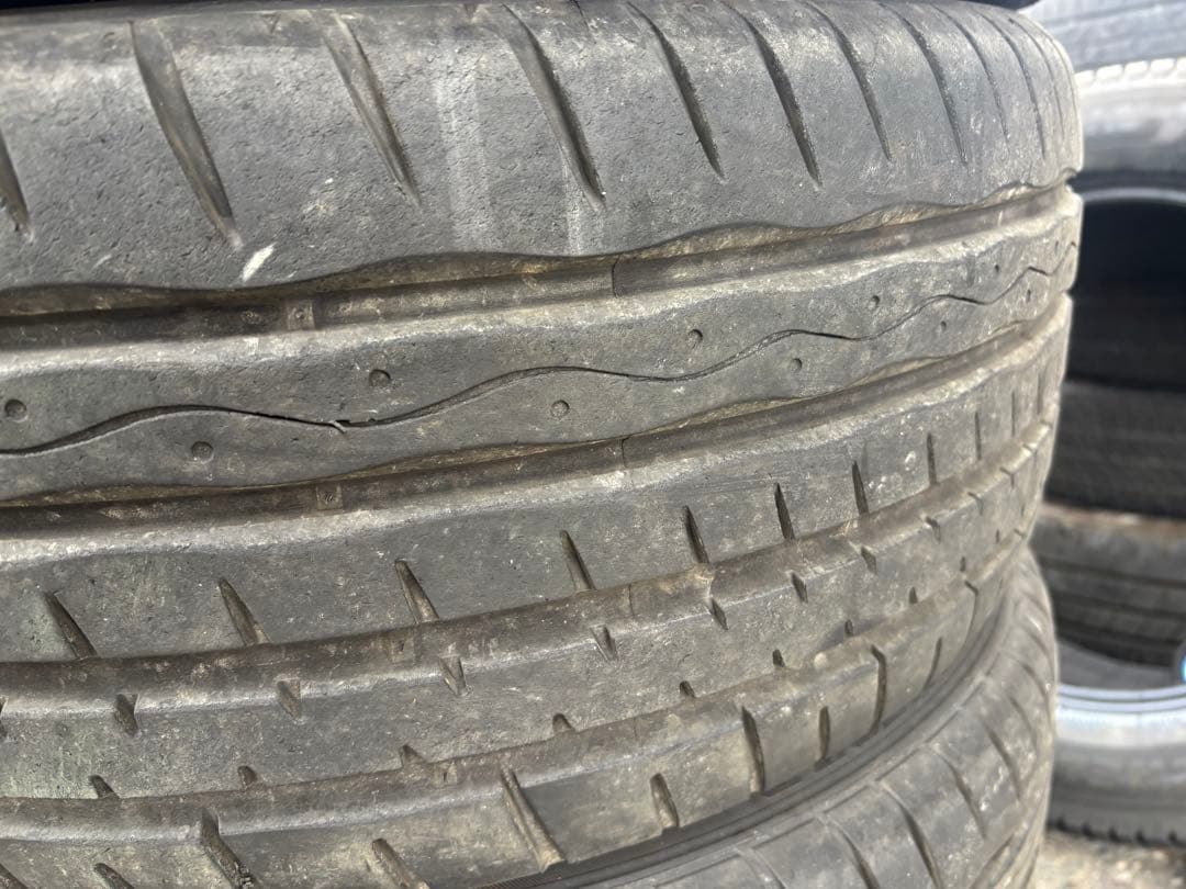 KR　225/45/18バリ山♥️2本