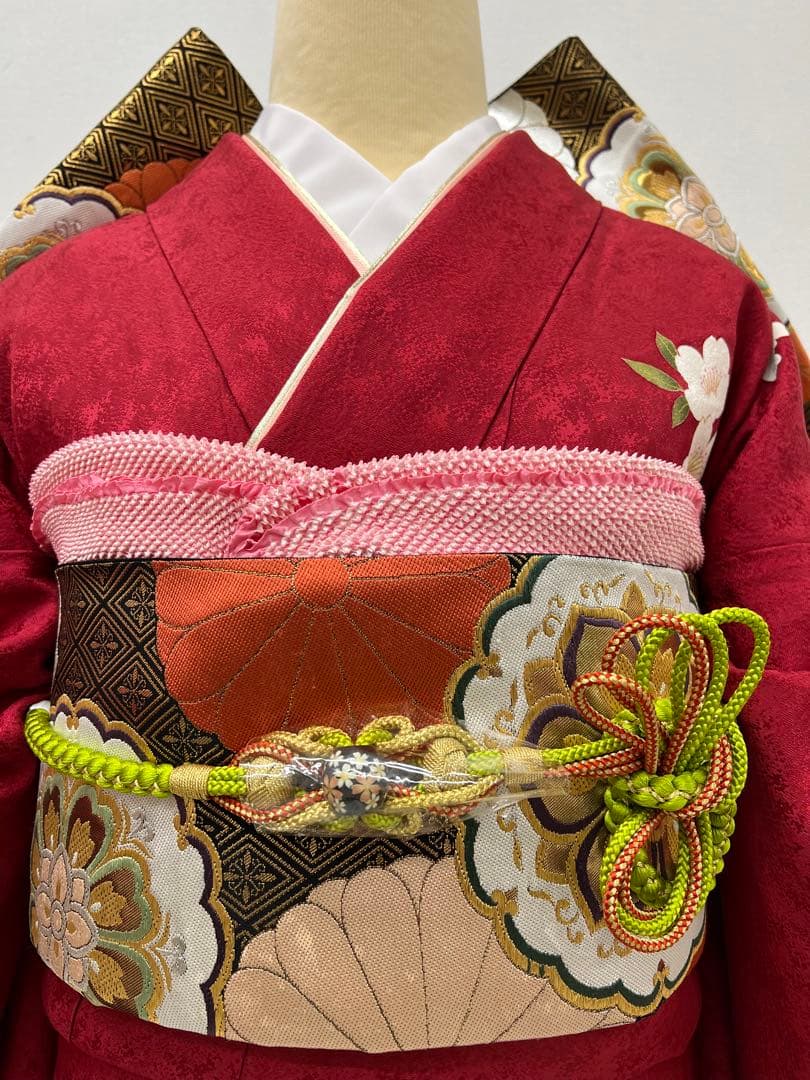 振り袖　フルセット　長襦袢付　成人式　赤　桜　結婚式　金彩加工　854