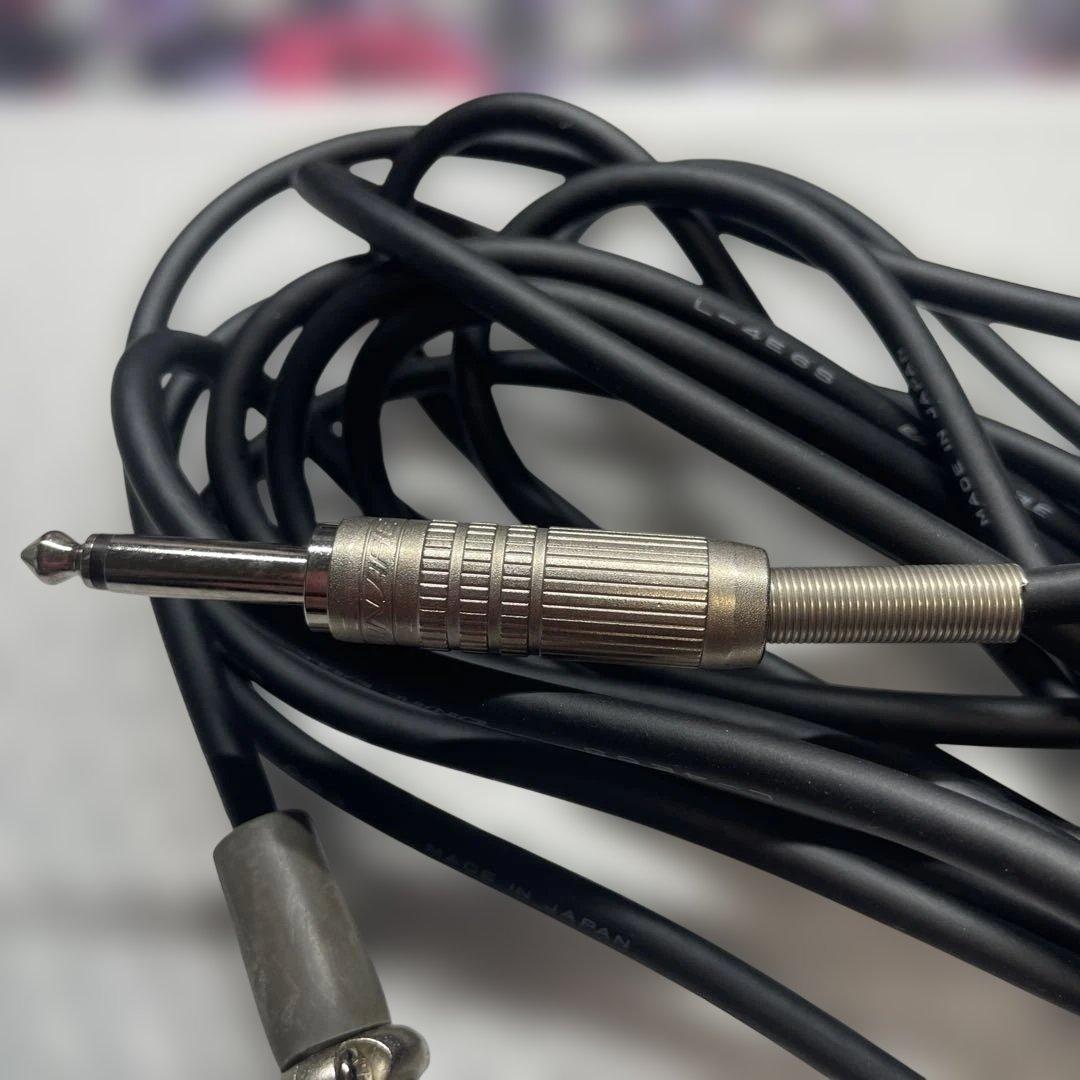 SHURE SM58 ボーカル用ダイナミック　マイクロホン