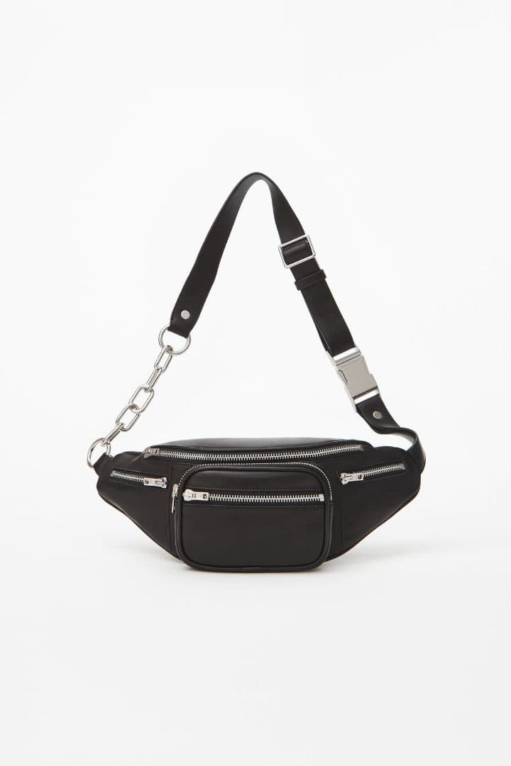【alexanderwang】レザーボディバッグ