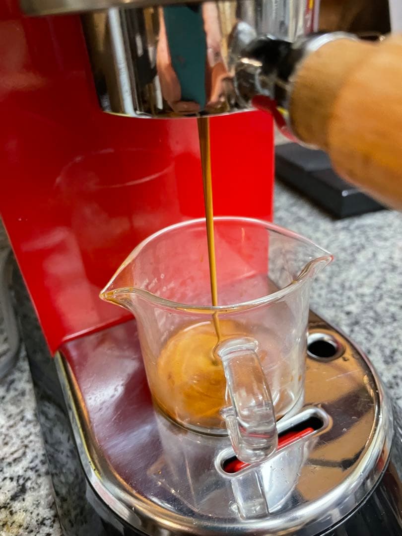 デロンギデディカEC680 エウレカミニョンスペシャリタ（難あり）付き