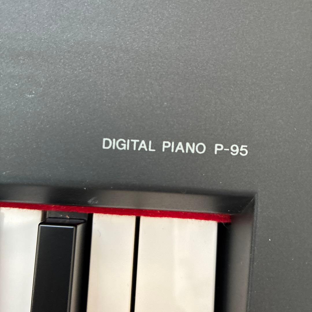 YAMAHA 電子ピアノ P-95B、2011年製、譜面台、アダプタ、簡易ペダル