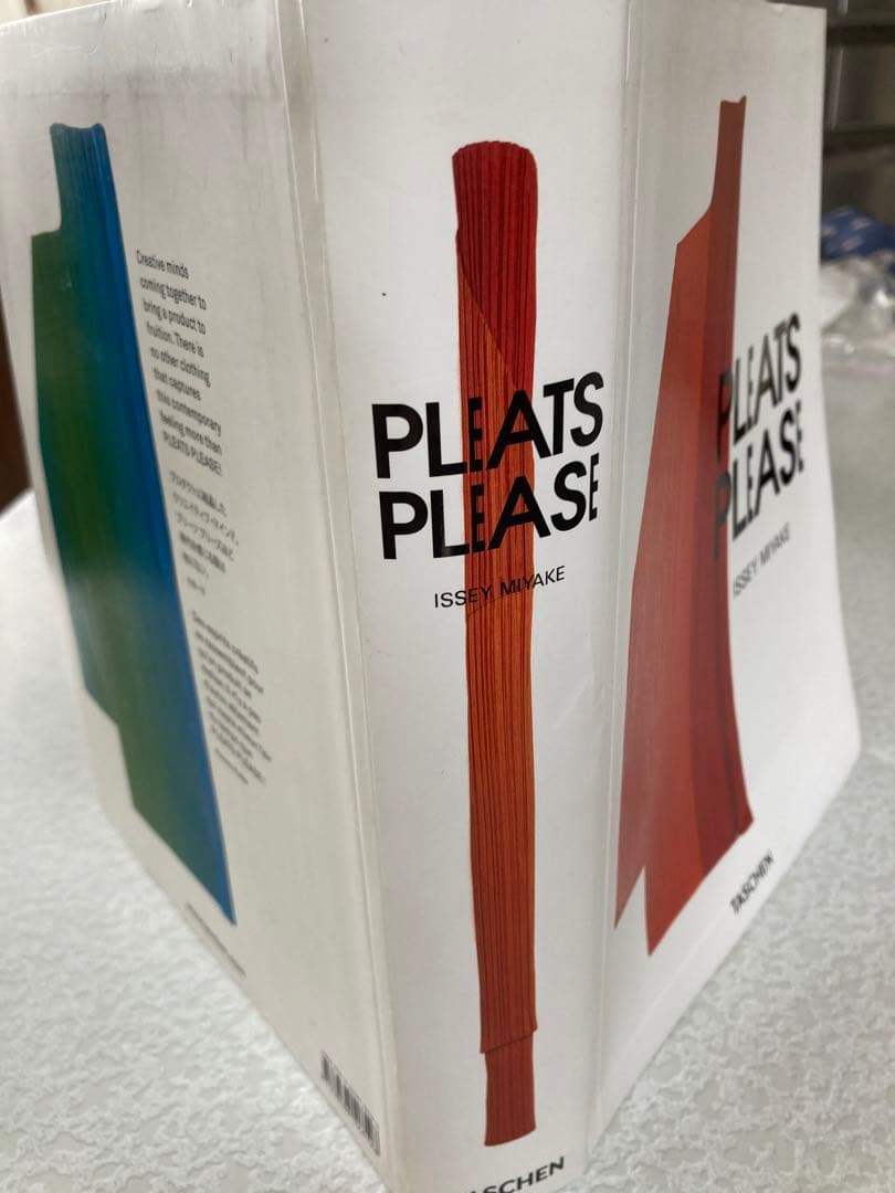 【本／プリーツプリーズ】PLEATS PLEASE／ISSEY MIYAKE