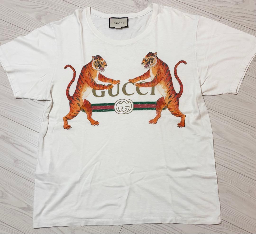 GUCCI 虎タイガー　プリント 白Tシャツ