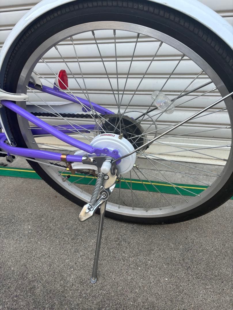 【富山県内直接引渡限定】　女の子　キッズ　自転車 24型 ヘルメット付