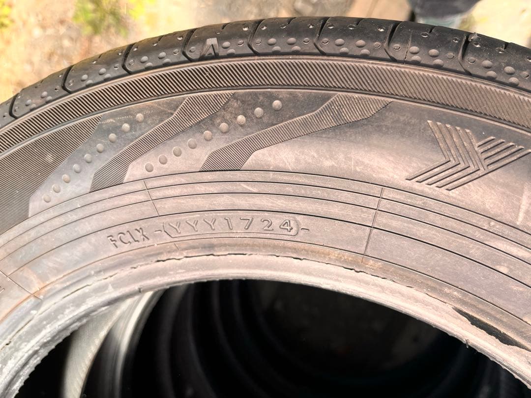 185/65R15 ヨコハマ　ノーマルタイヤ　①
