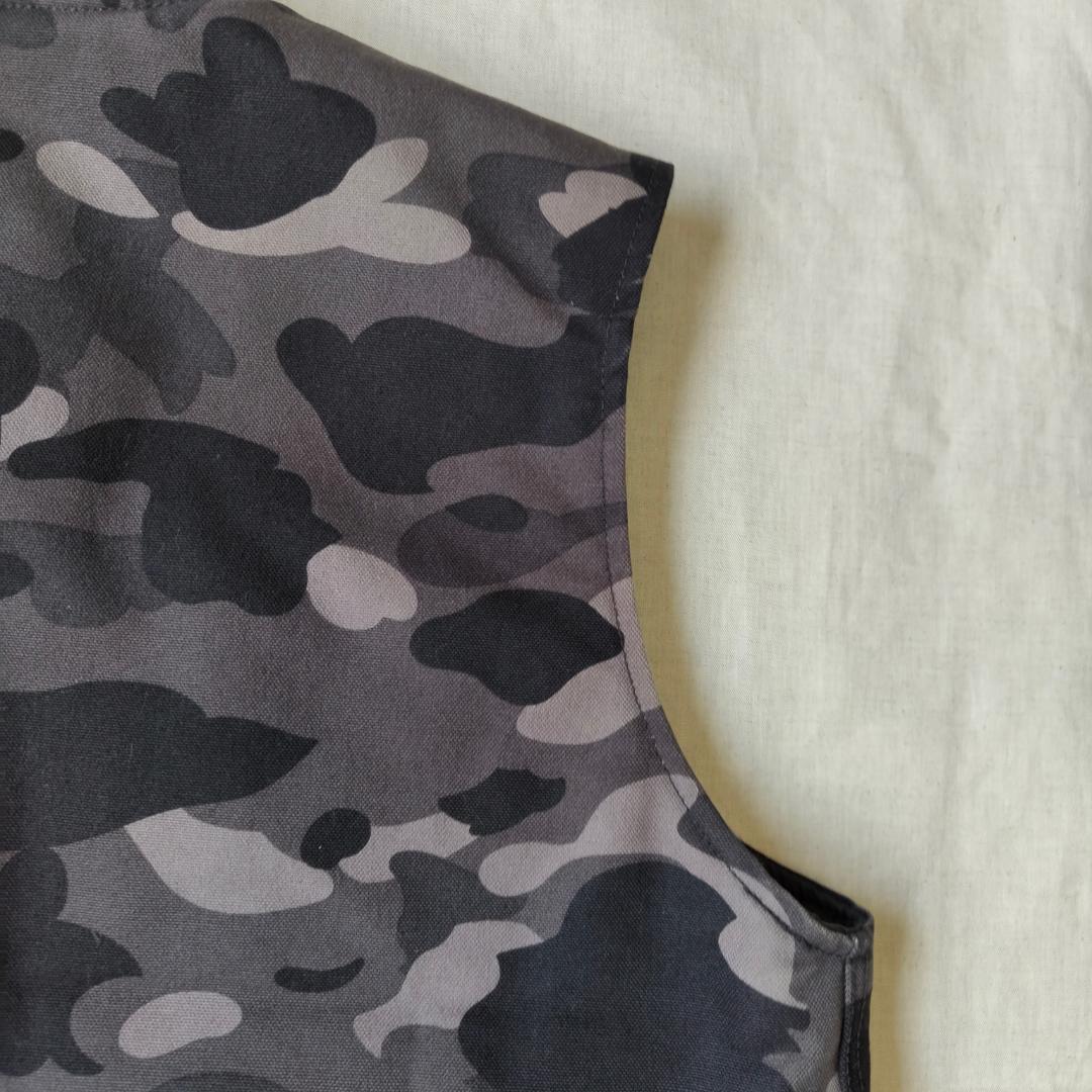 極美品 A BATHING APE カーハート コラボ ダックベスト 1stカモ