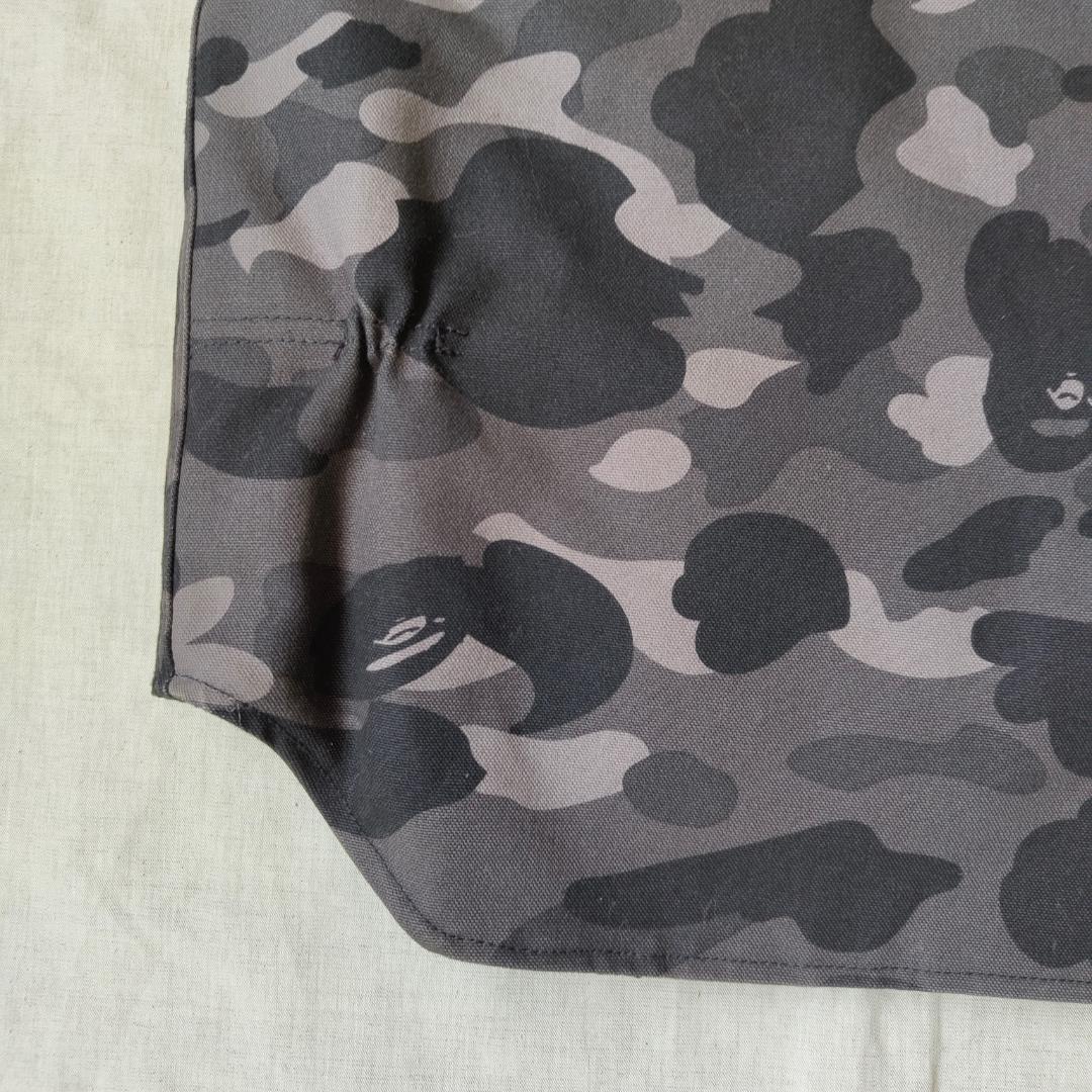 極美品 A BATHING APE カーハート コラボ ダックベスト 1stカモ
