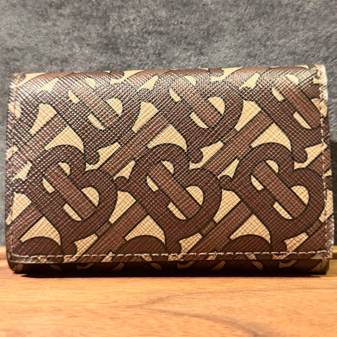 【美品】BURBERRY TBモノグラム ロゴ総柄 三つ折り財布 コンパクト
