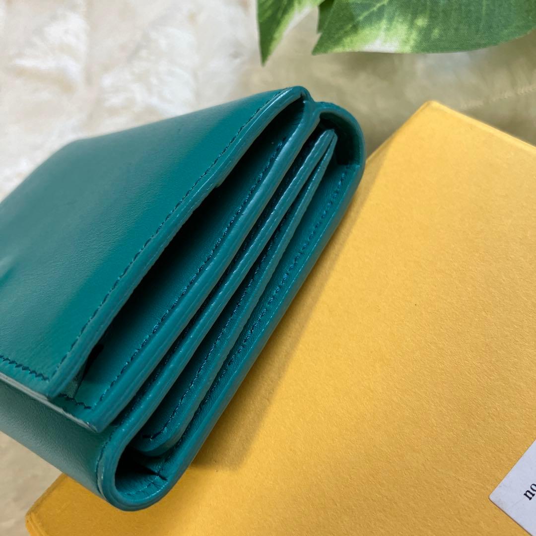 【未使用品】ITTI 人気色エメラルドカラー三つ折り財布CRISTY VERY