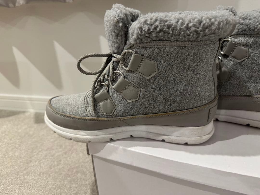 SOREL グレー 冬用ブーツ